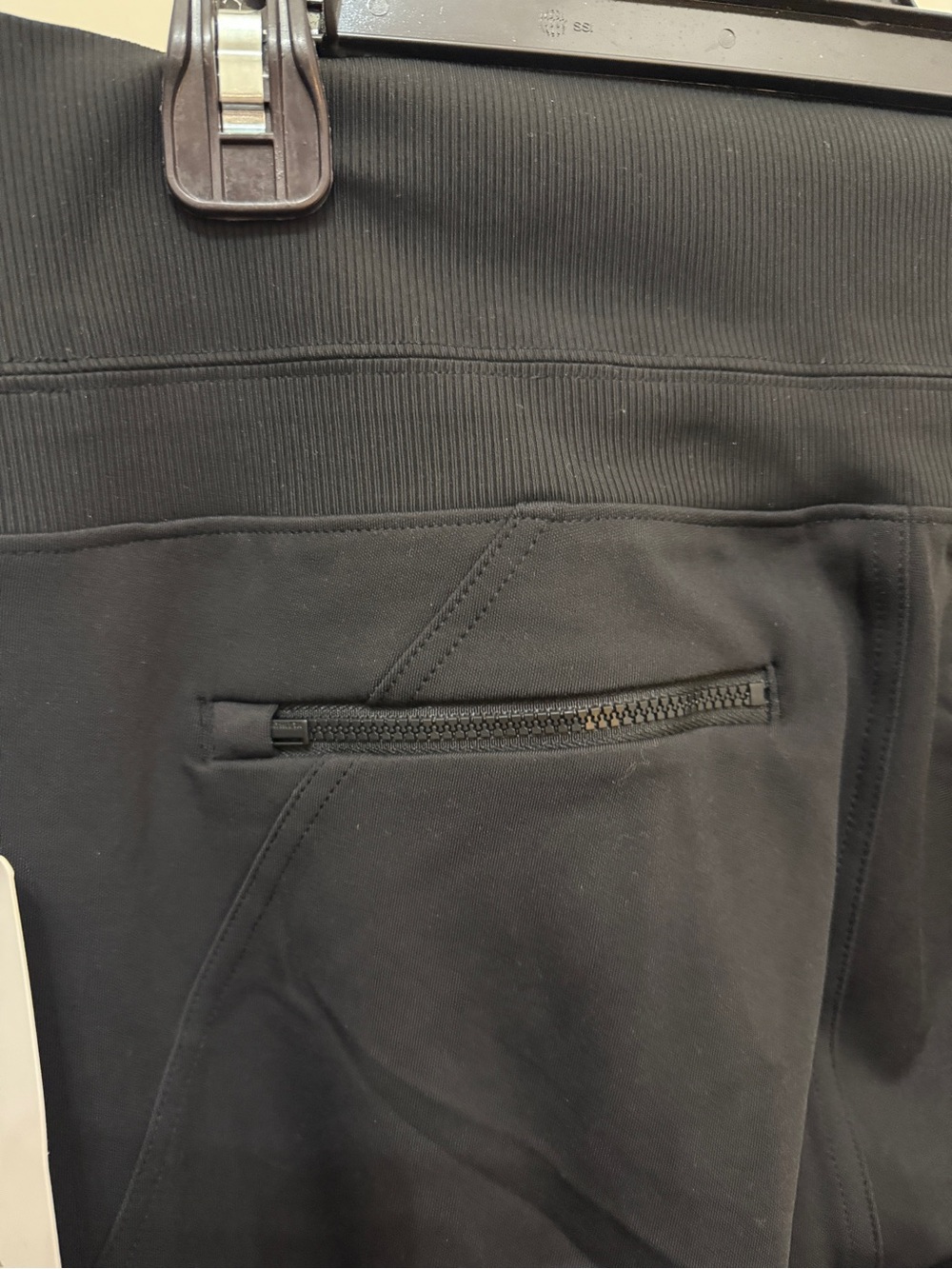 NWT Athleta Venice High Rise Jogger Black Size S Pockets - Picture 8 of 10